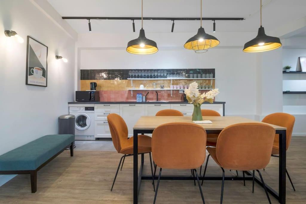 פריז Brand New Flat For 8 People, 3 Bedrooms מראה חיצוני תמונה
